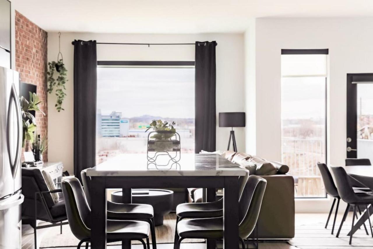 Stunning River View Condo Walk To Downtown Rooftop Patio Nashville Buitenkant foto